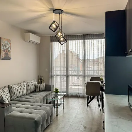 Silver Lining 1Br With Balcony Near Plovdiv Fair By Flat Manаger Appartamento Plovdiv