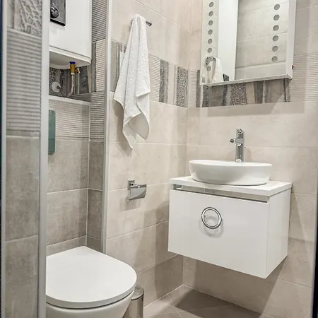 شقة One-bedroom And Modern