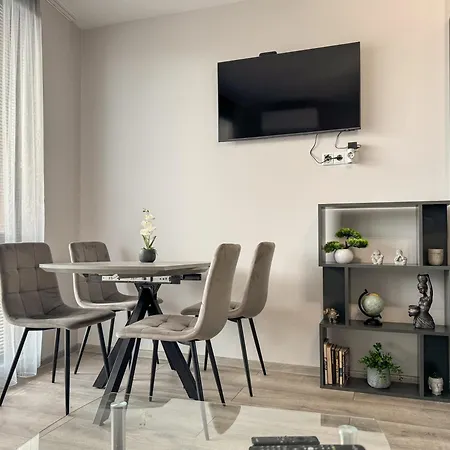 One-bedroom And Modern شقة بلوفديف