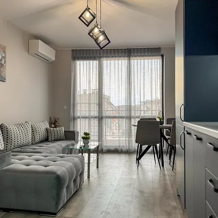 Appartamento Silver Lining 1Br With Balcony Near Plovdiv Fair By Flat Manаger